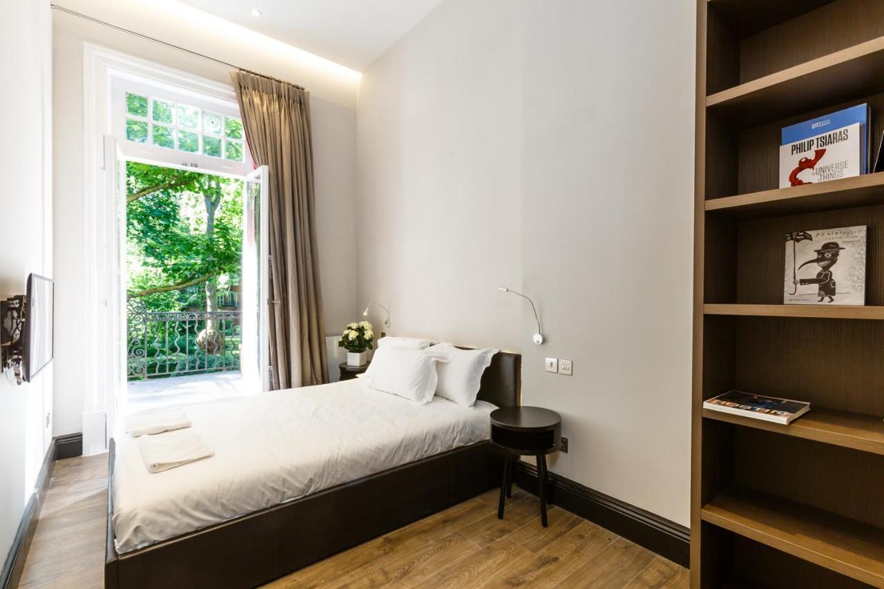 Bramham Gardens View Apartament Londra